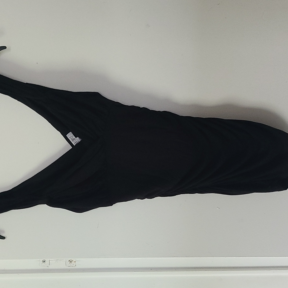 Jennifer lopez deep v cotton stretchy top